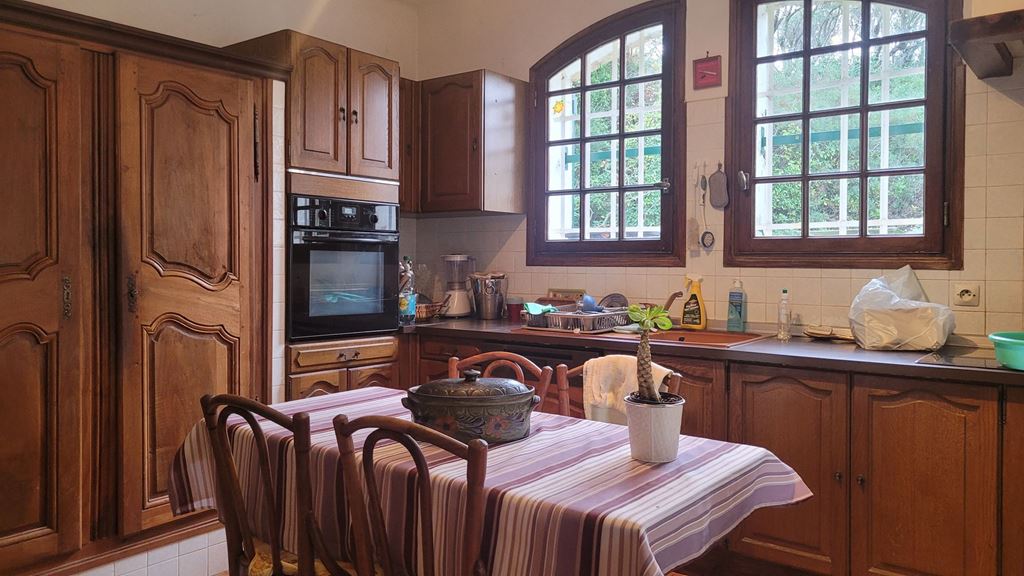 Maison provençale LE CASTELLET (83330) AGENCE INS